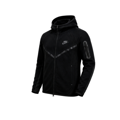 Nike tech